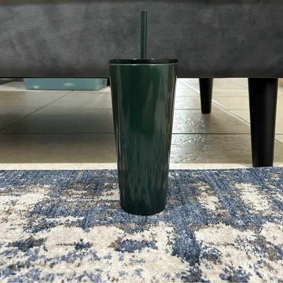 Starbucks Limited Edition Metallic Green Scalloped Stainless-Steel Tumbler Cup - Picture 2 of 6